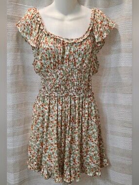 Lush Floral Smocked Farmers Market Shorts Romper Med NWT